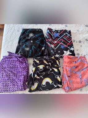 ALL FIVE PAIR! LuLaRoe Patterned Leggings